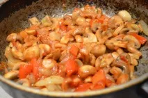 Рецепт грибного гуляшу зпечериць з фото грибного