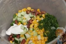 Салат без м’яса з кукурудзою та квасолею варити