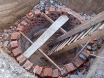 Злив води з лазні влаштування відведення в підлозі та організація стоку; як зробити злив у лазні своїми злив