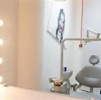 Стоматологія InSmile Dental Lounge (Інсмайл Дентал Лаунж) insmile