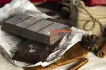 Чи шкідливо їсти шоколад з білим нальотом, Дбайливі матусі їсти