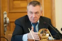 Земля прогодує краю