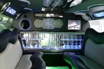 Оренда лімузина Хаммер на весілля в СПб, замовити прокат білого Hummer h2 в Санкт Петербурзі хаммер