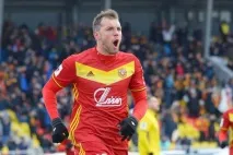 Артем Дзюба – біографія, фото, особисте життя, новини, футбол 2019 особисте