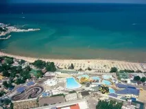 Анапа – славиться своїми пляжами з лікувальним кварцовим піском славиться