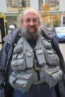 Підлабузники Путіна дружини