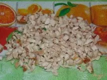 Булочки з листкового тіста з м’ясом курки. булочки