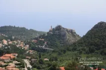Село Ез на Блакитному березі Франції село