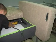 Як виправити скрип дивана необхідні інструменти для ремонту інструменти
