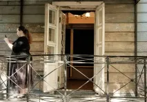 Як виглядає і реставрується один із найстаріших дерев’яних будинків Москви виглядає