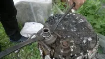 Заміна ступичного підшипника без зняття стійки та розвалу ступичного
