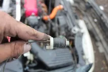 Заміна тросиків газу, спідометра та багажника спідометра