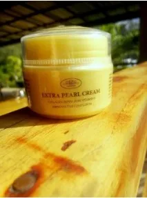 Перлинний крем, що омолоджує, з вітаміном Е перлинний