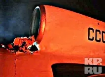 Як хвіст літака з Толмачова став «героєм» фільму «Екіпаж» став