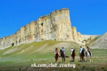 Кінні прогулянки у Криму ціни, Кінний клуб «Cowboy» прогулянки