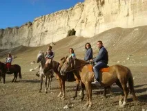 Кінні прогулянки у Криму ціни, Кінний клуб «Cowboy» кінні