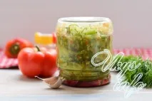 Мариновані зелені помідори на зиму. зиму