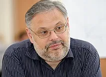 Михайло Хазін михайло