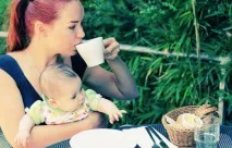 Чи можна годувати чай його користь та шкода для здоров’я його