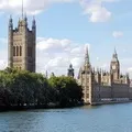 Назва письменника - пошук слів за маскою та визначенням, відповіді на сканворди слів