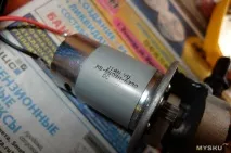 Насос для відкачування масла з двигуна автомобіля через щуп можна