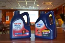 Особливості моторної олії марки Esso Ultra 10W-40 моторної