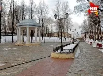 Перм’яки врятували ондатру, що застрягла у ґратах каналу Мотовіліхінського ставка. перм