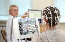 Чому болить верхівка голови – причини та тривожні симптоми верхівка