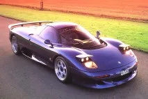 Чому легендарний Jaguar XJ220 виявився розчаруванням. легендарний