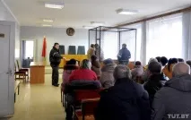Прокуратура запросила 6 років для водія Audi А6 з Наровлі водія
