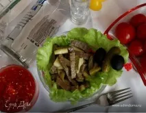 Салат - Під горілку - з яловичиною та маринованими огірками огірками