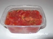 Спагетті з куркою та оливками оливками