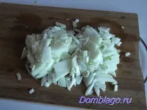 Спагетті з куркою та оливками куркою