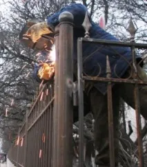 Зварні паркани для дачі з прутка за кресленнями та розрахунками кресленнями