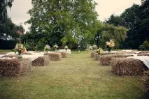 Тренди весільної флористики у 2012 році Стиль Rustic, Букетіо флористики