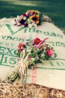 Тренди весільної флористики у 2012 році Стиль Rustic, Букетіо тренди