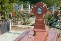 Вази на могилу - від руб. купити ціною