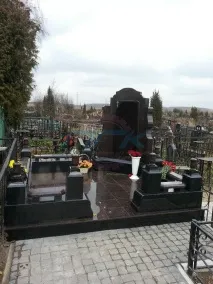 каменю