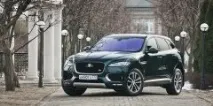 Вибивала у сонячних окулярах F-Pace