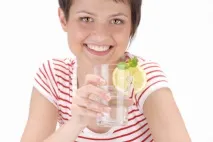 вода