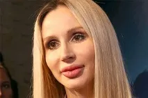 Алсу змінила вечірні сукні на рвані джинси алсу