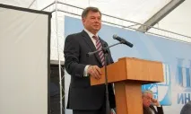 Артамонов Анатолій Дмитрович, губернатор Калузької області, біографія, особисте життя анатолій