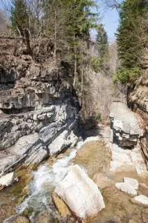 Бухтівецький водоспад - один із найкрасивіших водоспадів Карпат - Travel for fun карпат