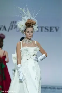 Фінальне дефіле на ювілеї В’ячеслава Зайцева у ДЦКЗ - Україна, новини світової індустрії моди та фінальне