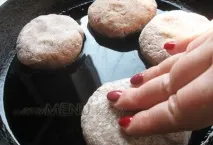 Як посмажити домашні та заморожені котлети на сковороді, newmenus посмажити