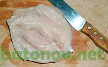 Куряча грудка фарширована грибами та рисом грибами