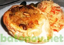 Куряча грудка фарширована грибами та рисом грудка