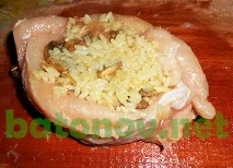 Куряча грудка фарширована грибами та рисом рисом