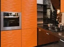Кухня оранжевого кольору які штори до неї підібрати оранжевого
