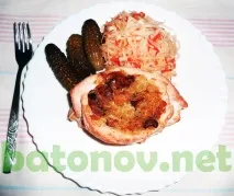 Куряча грудка фарширована грибами та рисом фарширована